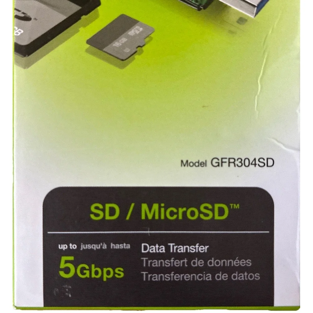 IOGEAR SuperSpeed USB 3.0 SD/Micro SD Card Reader Writer GFR304SD 5Gbps Data New